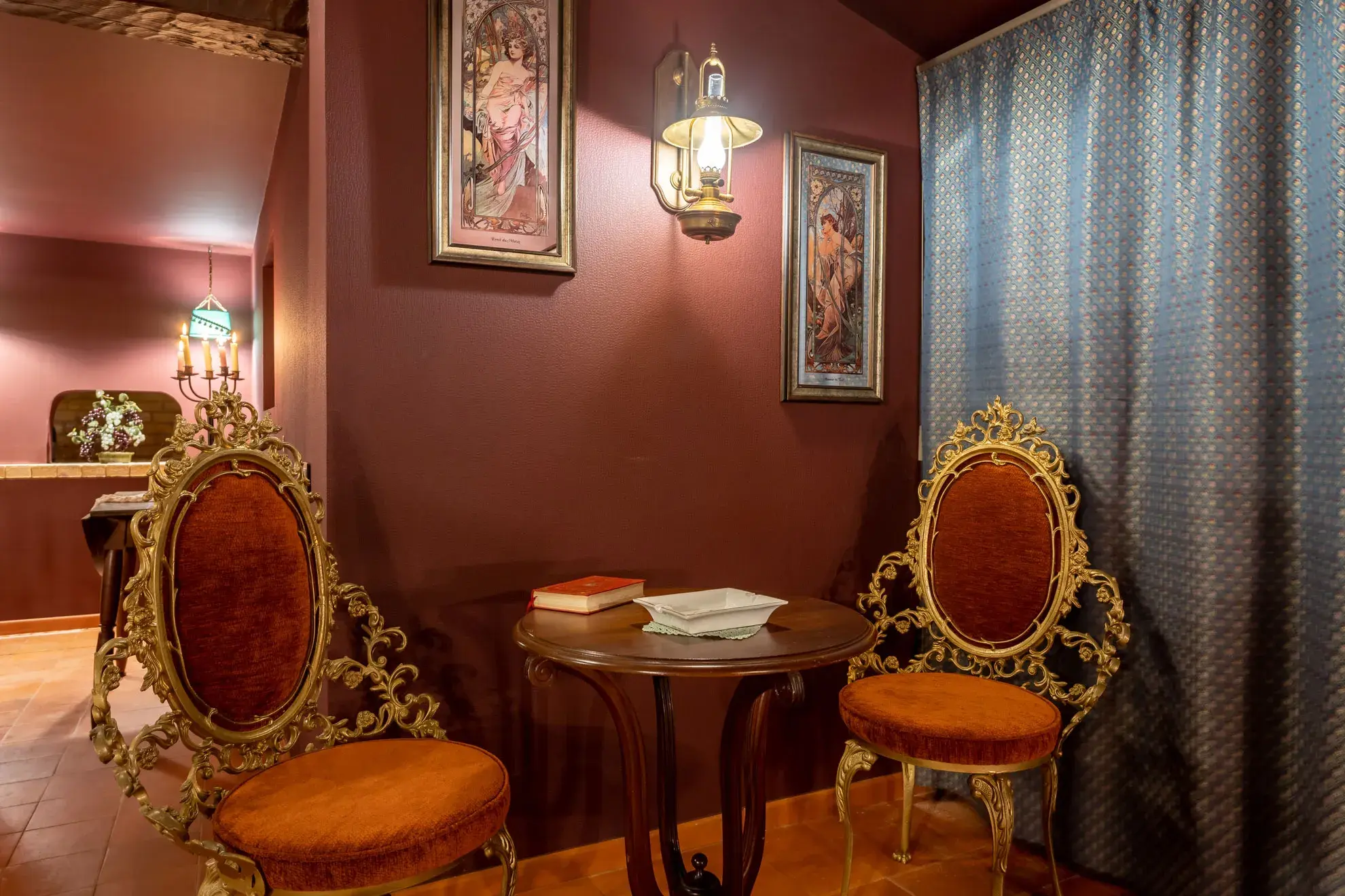 La Vénus de Lisbonne - <span class="text-highlight">Le Salon</span> Boudoir - photo-02